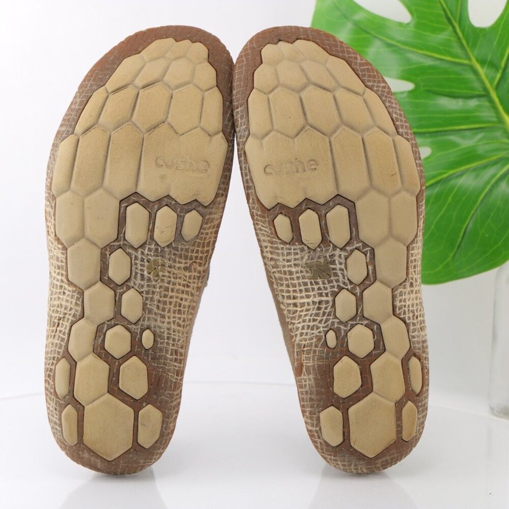 Cushe Mens Surf Slipper Shoe Size 9 Tan Leather Slip On Sneaker Minimalist - Picture 10 of 12